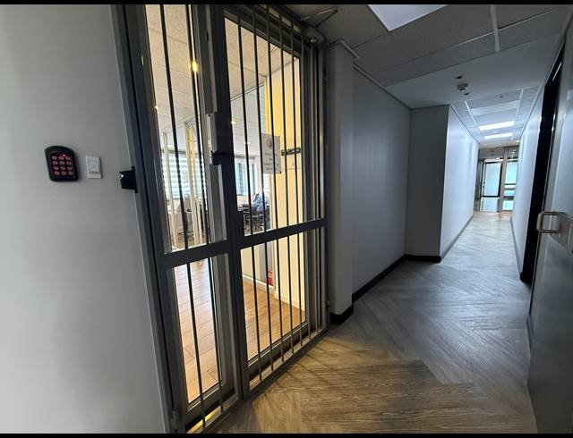 284M² OFFICE TO LET IN ROSEBANK